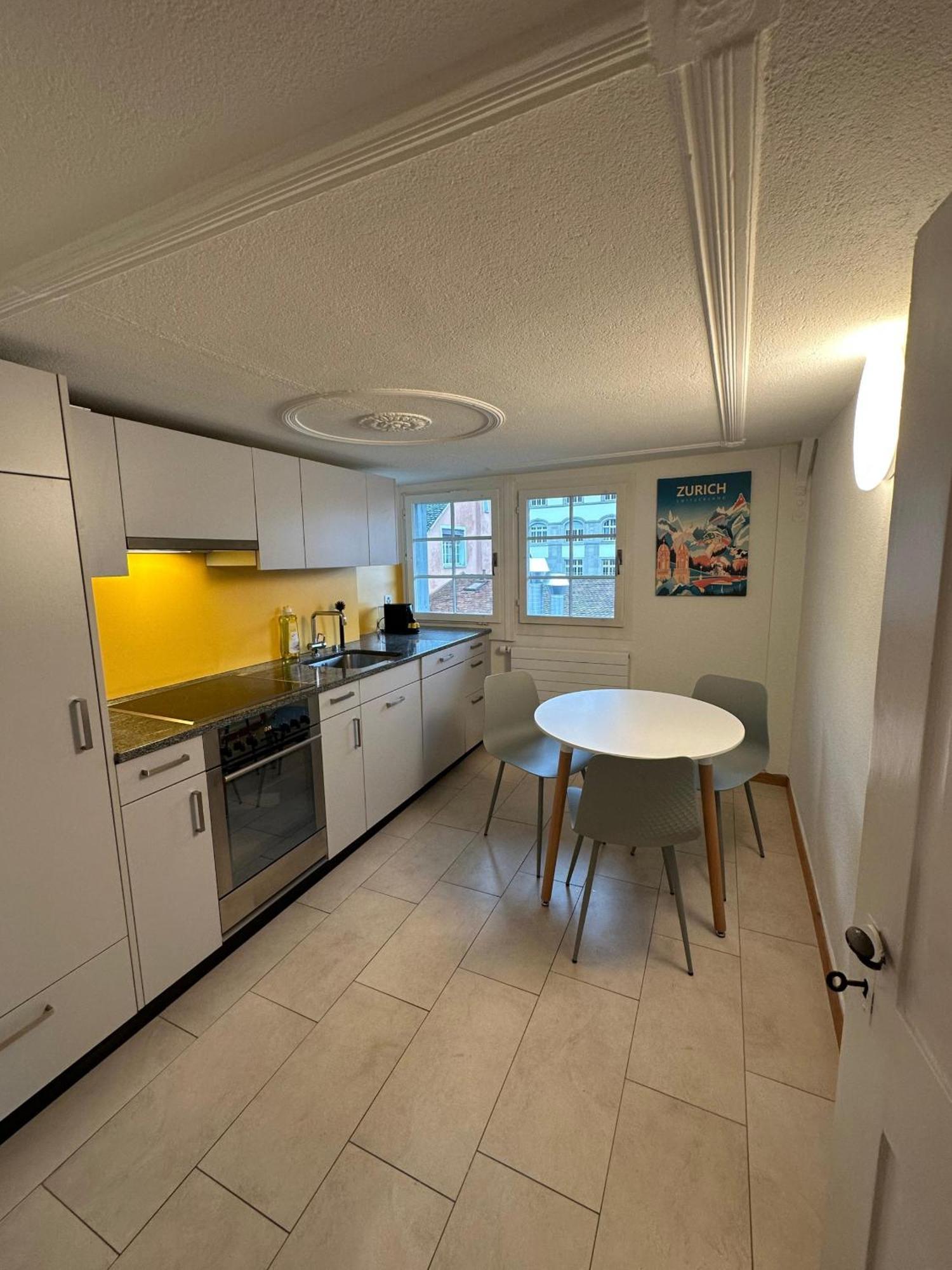 Hitrental Limmatquai Apartment Zurich Luaran gambar